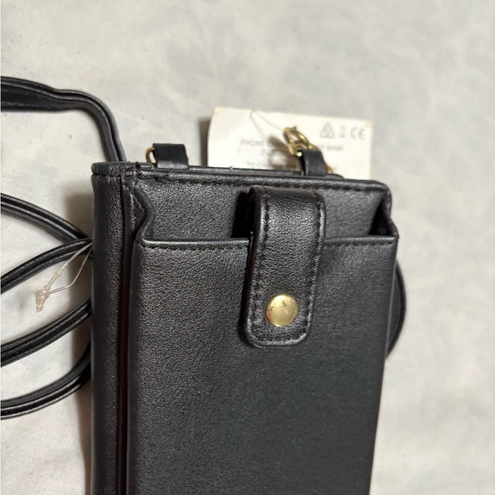 Liz Claiborne Black Crossbody Bag with Gold Accents - Picture 5 of 6